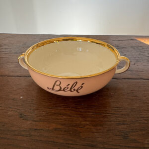 Villeroy & Boch bébé skål i rosa fra Bellevue Vintage