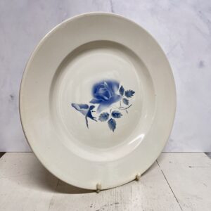 Digoin fad med blå rose