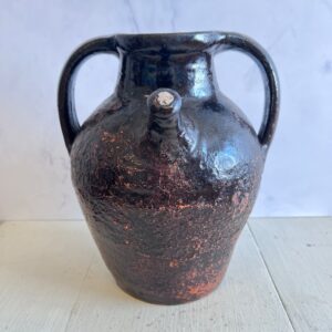 Antik fransk sort krukke med patina